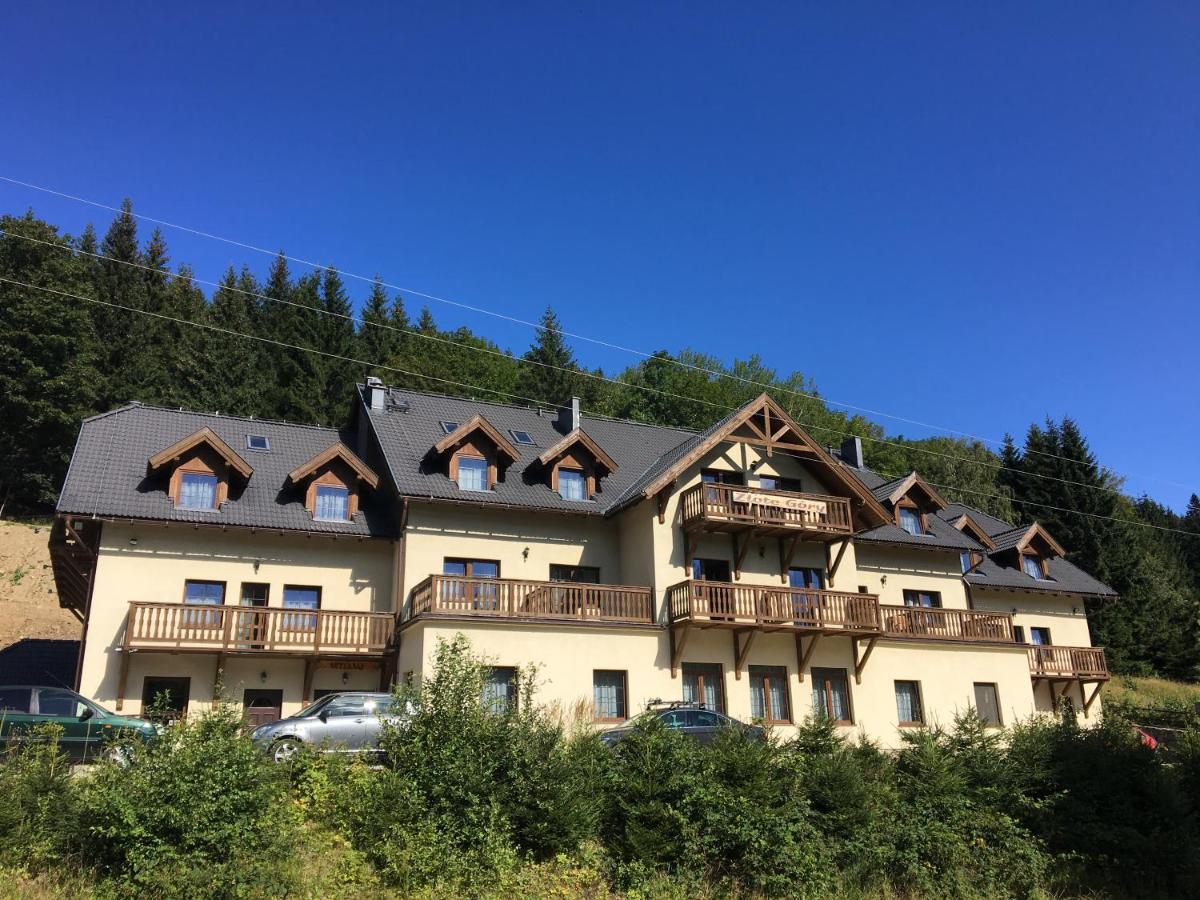 Bed and Breakfast Zlote Gory - Czarna Gora Сєнна Екстер'єр фото